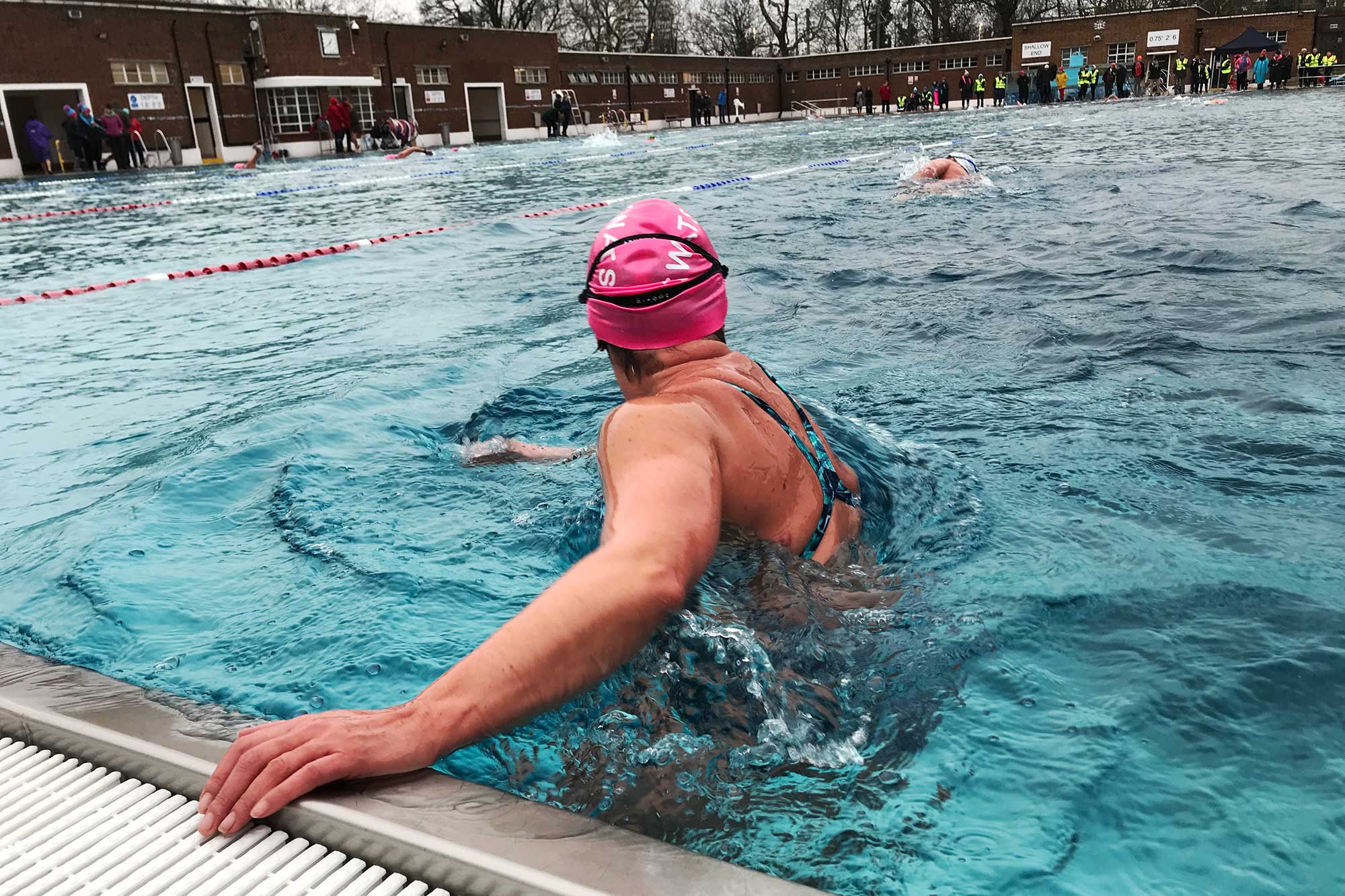 brockwell park swimming