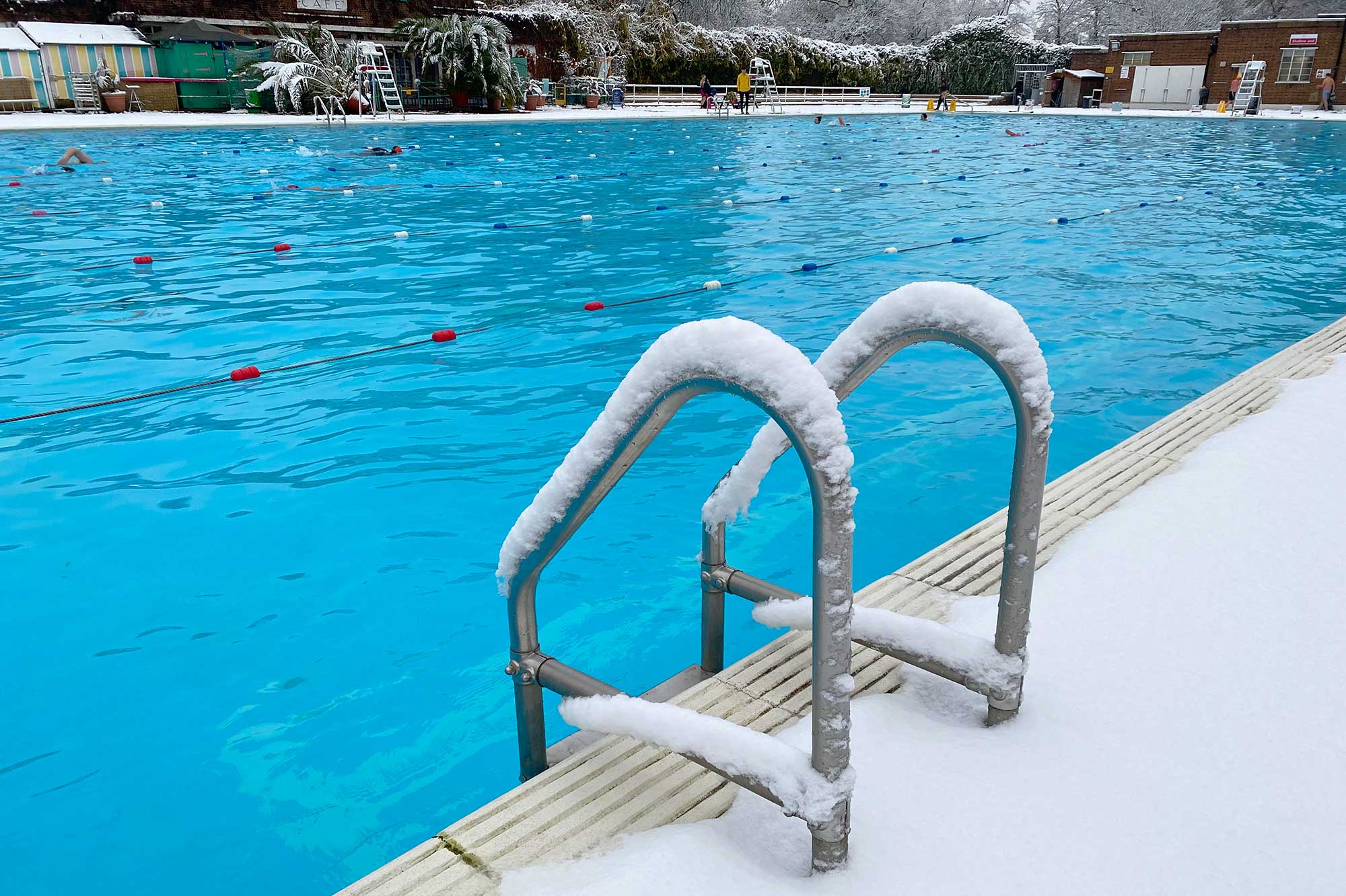 staying-safe-in-cold-water-brockwell-swimmers